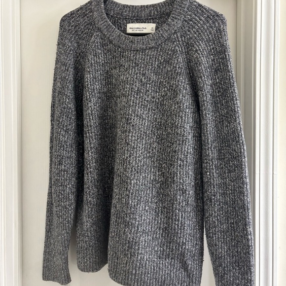 Abercrombie & Fitch Sweaters - Abercrombie & Fitch Charcoal Crew Neck Sweater